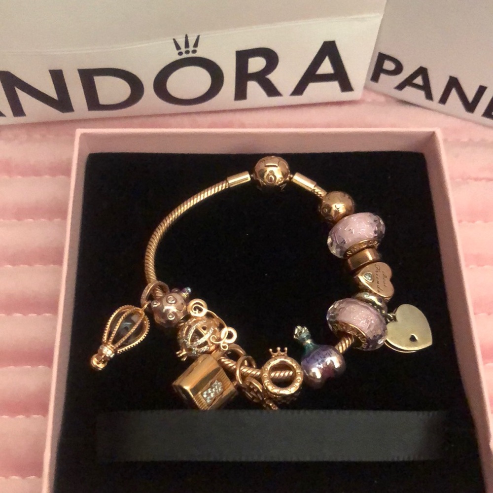 Pandora ROSE GOLD with charms!